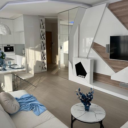 Blue Seaside Apartment กดัญสก์ ภายนอก รูปภาพ