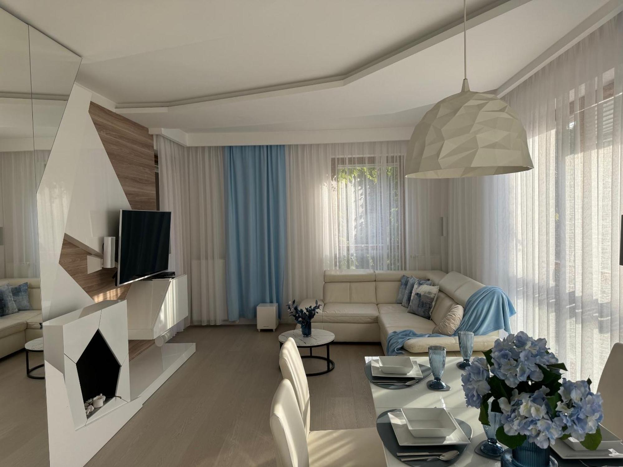 Blue Seaside Apartment กดัญสก์ ภายนอก รูปภาพ
